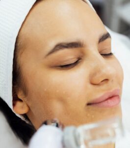 Aquafacial & Hydrafacial Großbottwar, Stuttgart, Ludwigsburg-min (1)-min